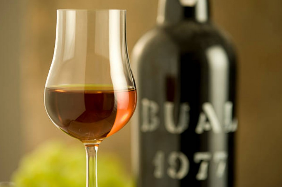 Porto: il vino portoghese che viene dalla Valle del Duoro 