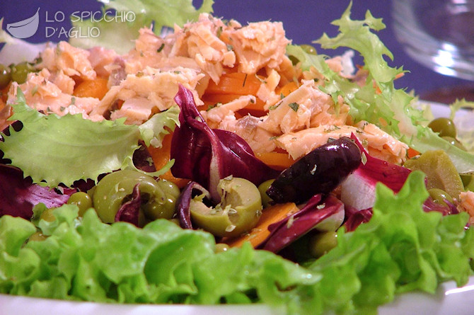Insalata al salmone