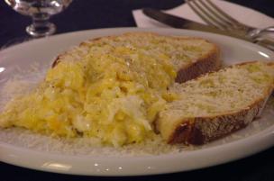 Uova strapazzate Taleggio e Gorgonzola