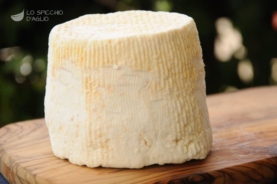 Ricotta salata Ricotta salata