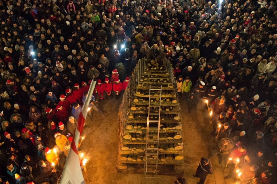 Abbadia San Salvatore: il 24 dicembre si accende la magia delle Fiaccole  