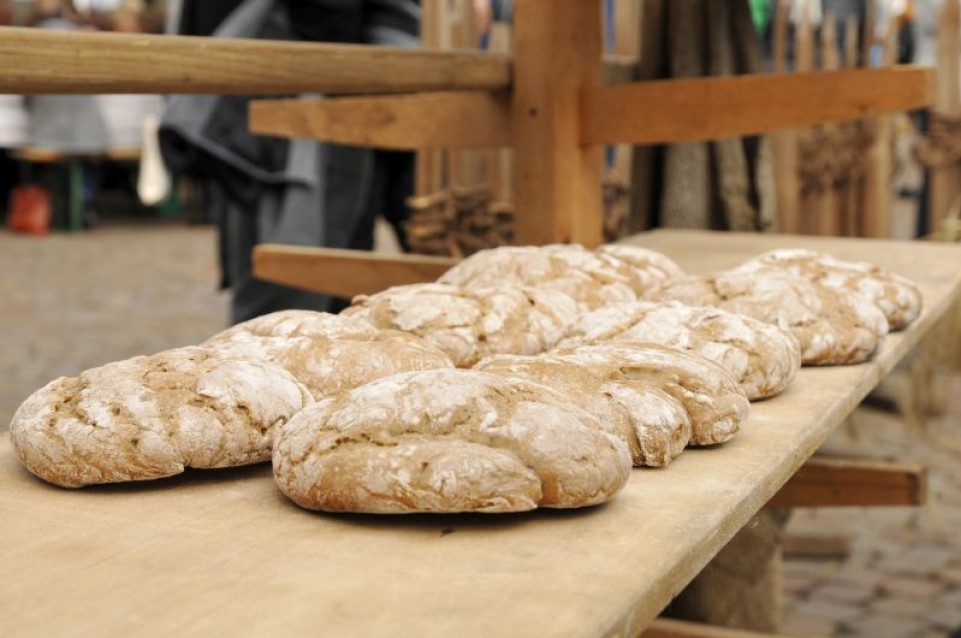 Dal 29 settembre al 1 ottobre a Bressanone torna il Mercato Del Pane E Dello Strudel Alto Adige