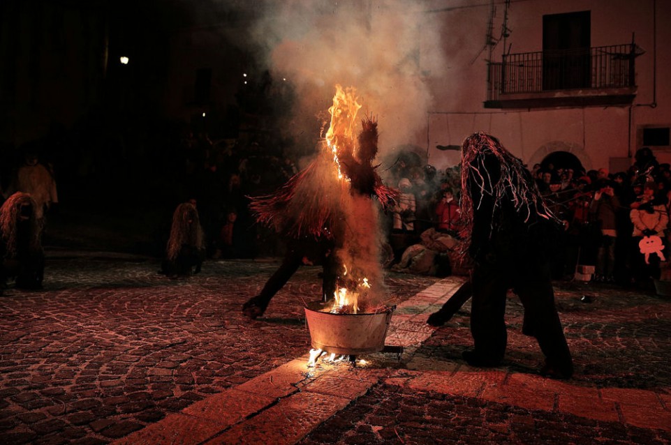 Domenica 7 febbraio a Castel Nuovo al Volturno vi aspetta l'Uomo Cervo 