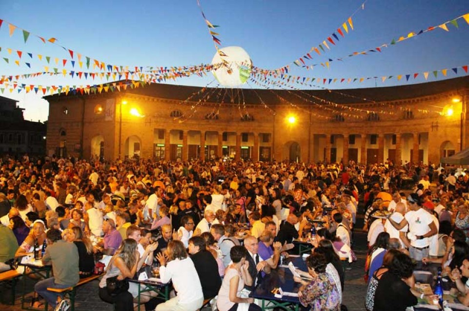Cucine di Borgo: dal 16 al 19 luglio a Senigallia arriva il gusto della tradizione 