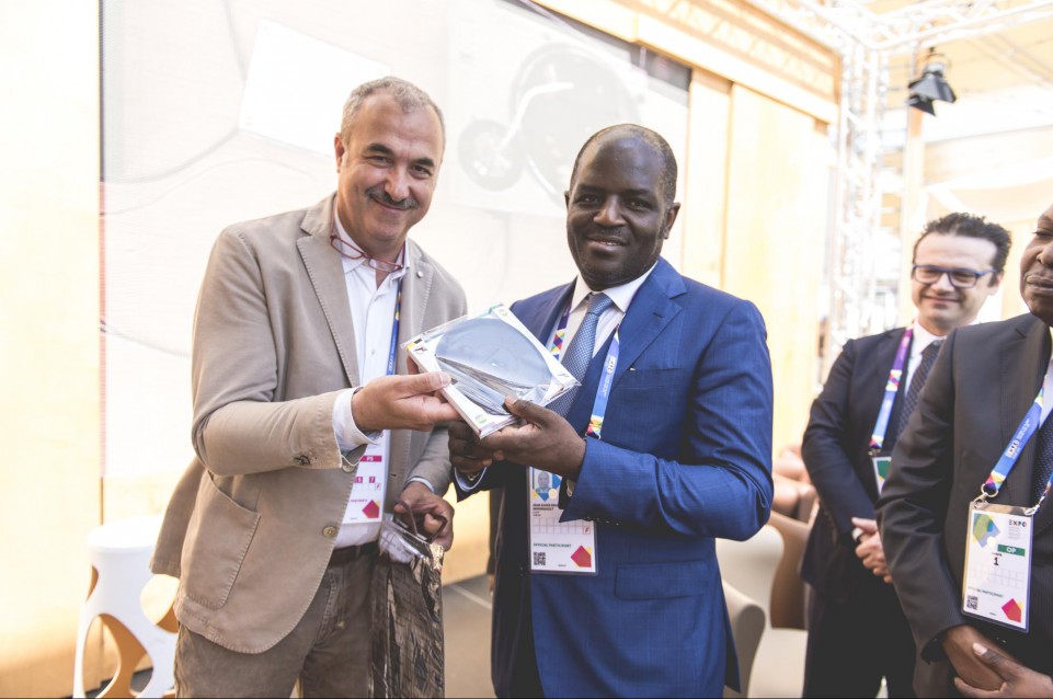 Expo 2015: il Gabon inaugura il proprio padiglione nel cluster cacao e cioccolato Expo 2015: il Gabon inaugura il proprio padiglione nel cluster cacao e cioccolato