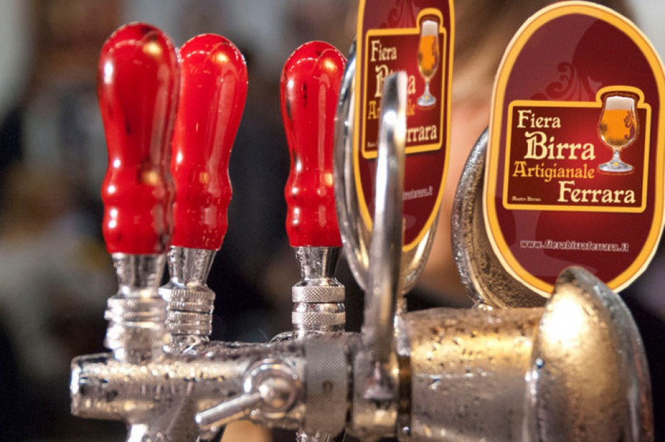Dal 23 al 25 ottobre a Ferrara arriva la Fiera della Birra Artigianale Dal 23 al 25 ottobre a Ferrara arriva la Fiera della Birra Artigianale