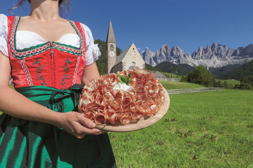 Festa dello Speck Alto Adige Val di Funes: l'1 e 2 ottobre a S. Maddalena