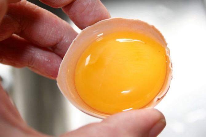 Gentile, impulsivo, creativo o disordinato? La risposta è nelle uova! 