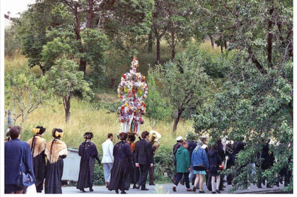 Il 22 gennaio a Giaglione torna la danza degli spadonari Il 22 gennaio a Giaglione torna la danza degli spadonari