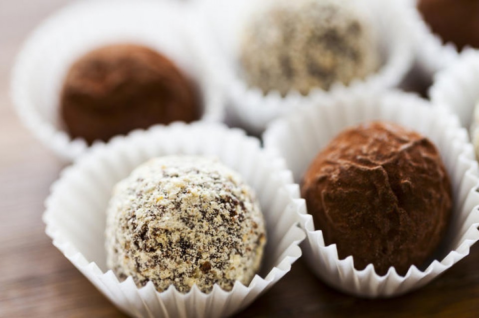 Il tartufo dolce: uno dei simboli culinari degli anni '80 e '90 Il tartufo dolce: uno dei simboli culinari degli anni '80 e '90