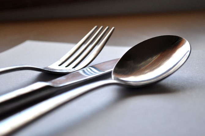 Mangiare non è solo questione di gusto, ma anche di posate… Mangiare non è solo questione di gusto, ma anche di posate…