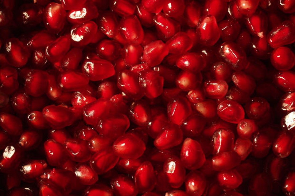 Melagrana: il "superfood" che combatte l'invecchiamento Melagrana: il "superfood" che combatte l'invecchiamento