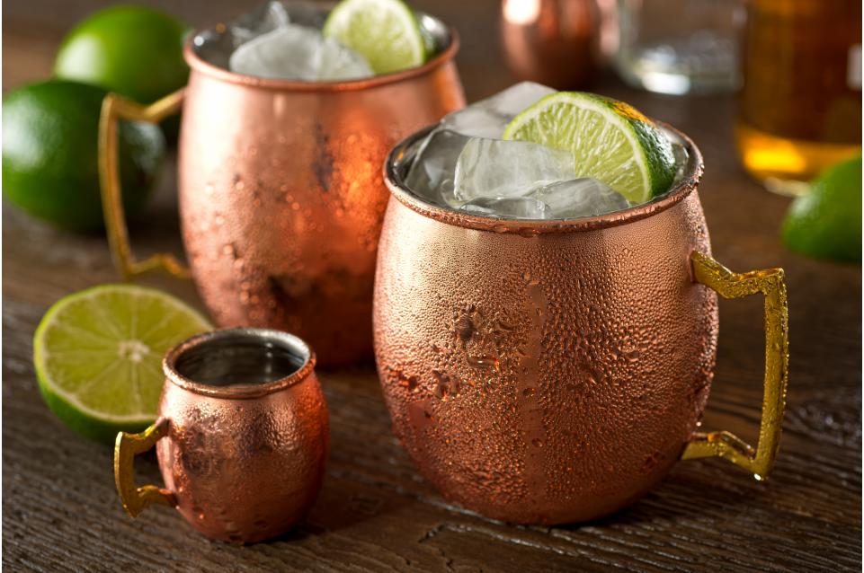 Moscow Mule: storia del famoso cocktail che non ha nulla a che fare con la Russia