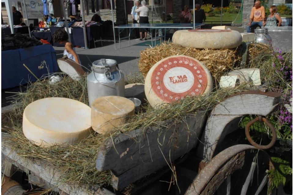 Mostra Nazionale della Toma di Lanzo e dei formaggi d'alpeggio: l'8, 9, 10, 16 e 17 luglio a Usseglio 