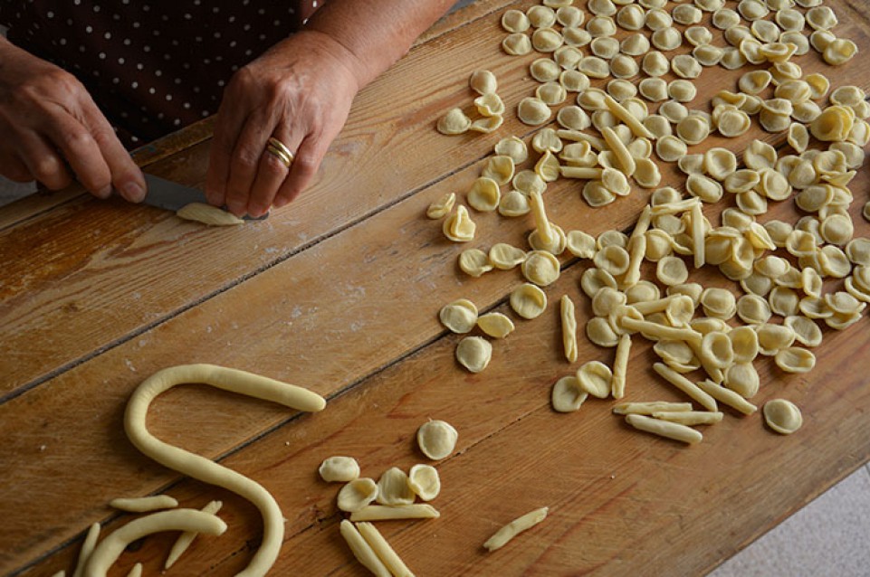 Il 3 e 4 agosto a Noci torna "Orecchiette nelle gnostre" Il 3 e 4 agosto a Noci torna "Orecchiette nelle gnostre"