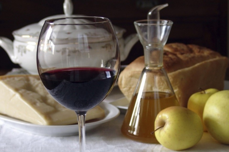 Pane, vino e pesciolino: a Mezzolago l'11 e 12 giugno Pane, vino e pesciolino: a Mezzolago l'11 e 12 giugno