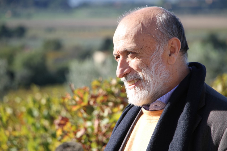 Premio Artusi 2016 a Carlo Petrini, la consegna il 29 ottobre a Forlimpopoli Premio Artusi 2016 a Carlo Petrini, la consegna il 29 ottobre a Forlimpopoli
