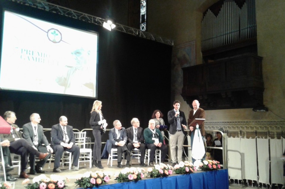 Premio Giulio Gambelli: il miglior enologo under 35 del 2015 è Francesco Versio Premio Giulio Gambelli: il miglior enologo under 35 del 2015 è Francesco Versio