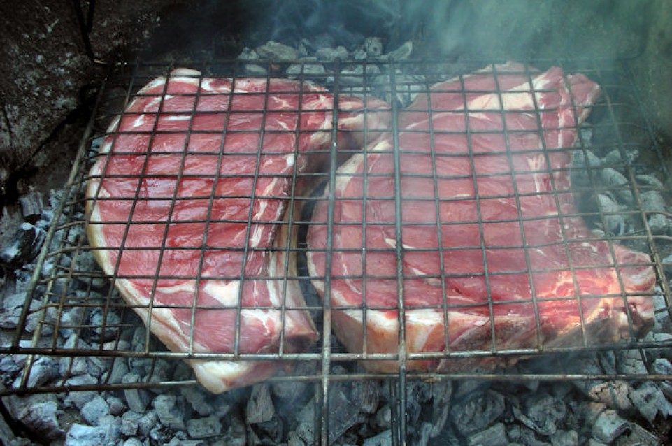 Il 19 aprile a Ranchio si festeggia il gusto con la "Sagra della bistecca alla fiorentina di Razza Romagnola"