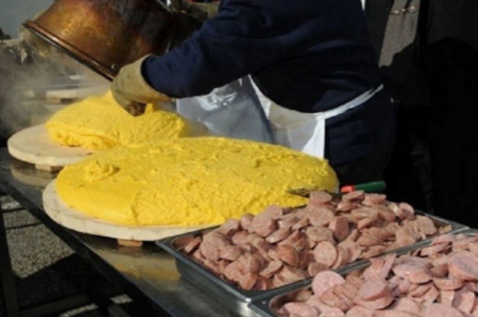 A Riva del Garda il 14 febbraio torna "Polenta e Mortadella" A Riva del Garda il 14 febbraio torna "Polenta e Mortadella"
