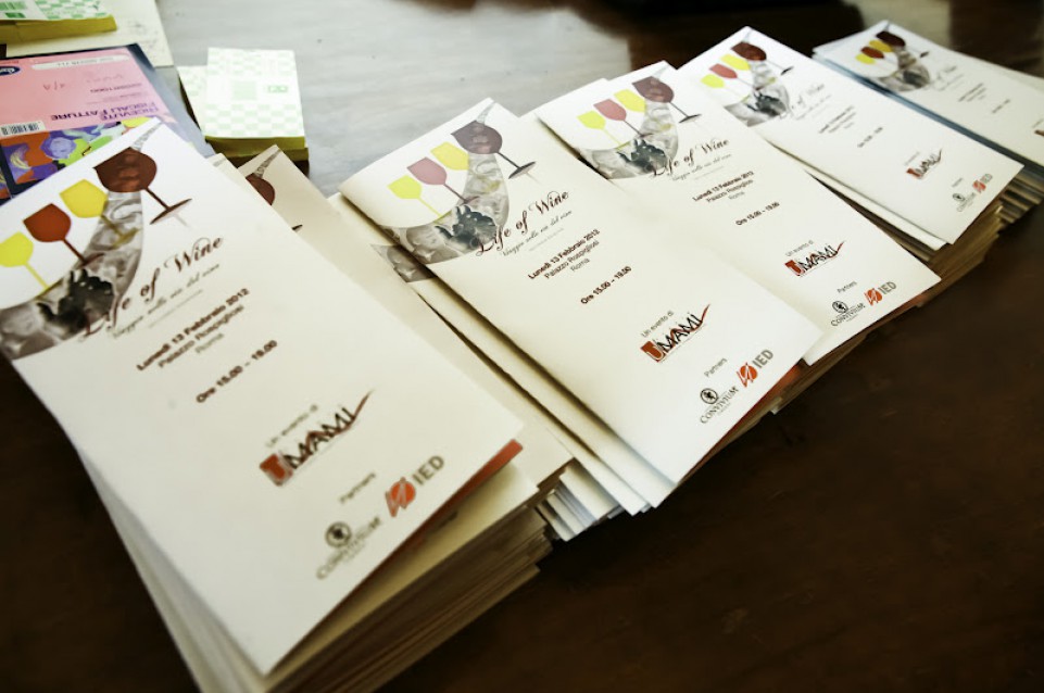 Il 15 novembre a Roma i migliori vini italiani vi aspettano a "Life of Wine" Il 15 novembre a Roma i migliori vini italiani vi aspettano a "Life of Wine"