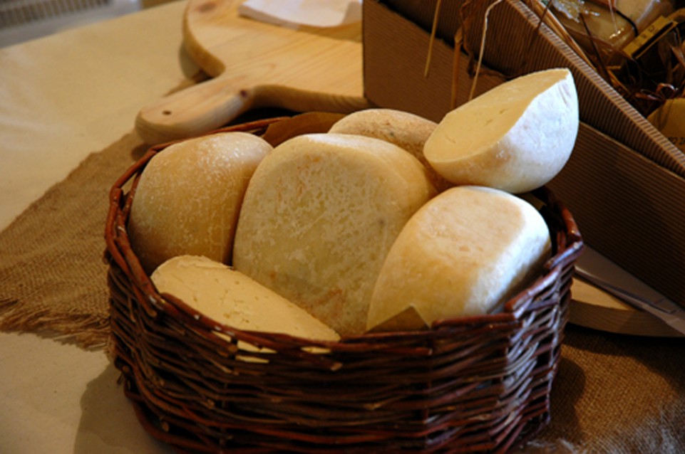 A Sogliano il 15 e il 22 novembre arriva la "Fiera del formaggio di fossa" A Sogliano il 15 e il 22 novembre arriva la "Fiera del formaggio di fossa"