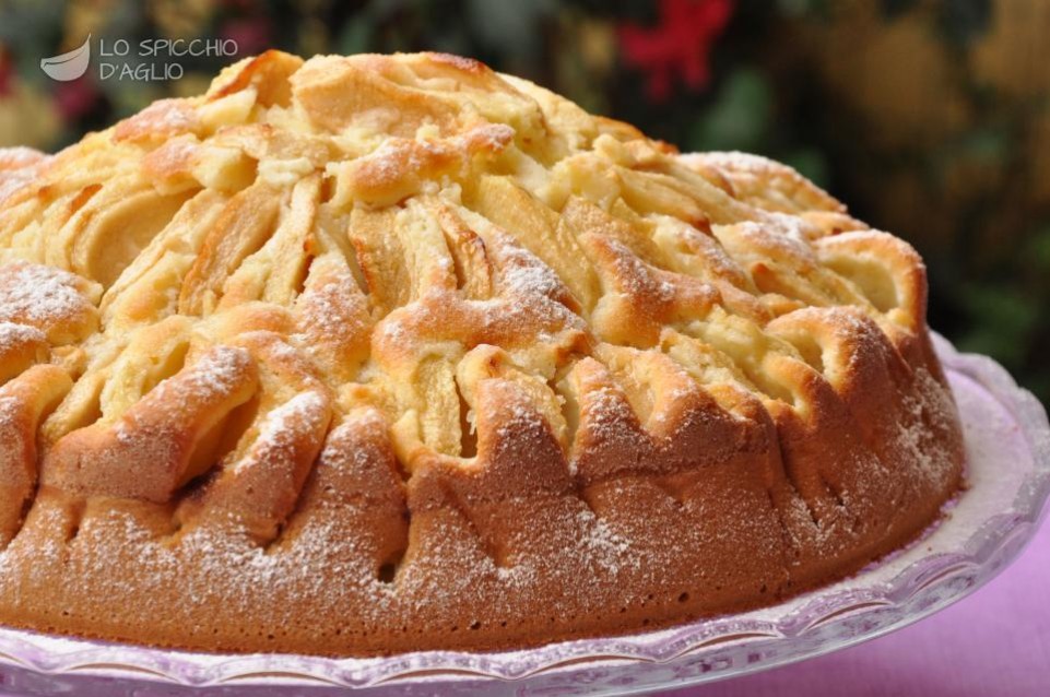 Dalla Tarte aux pommes alla Apple Pie: storia della torta di mele in giro per il mondo