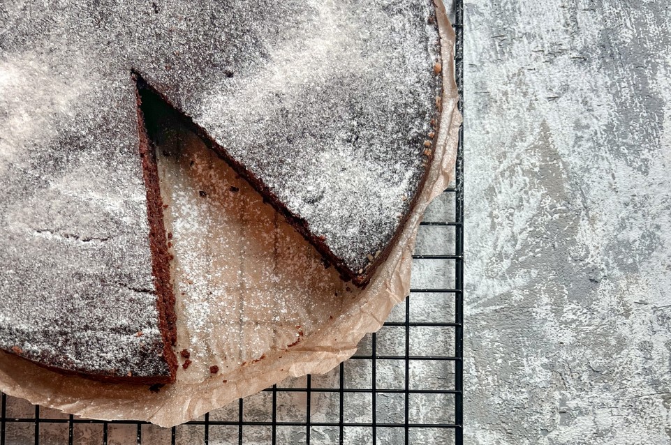 Torta Caprese: il goloso dolce nato sulla bellissima isola di Capri