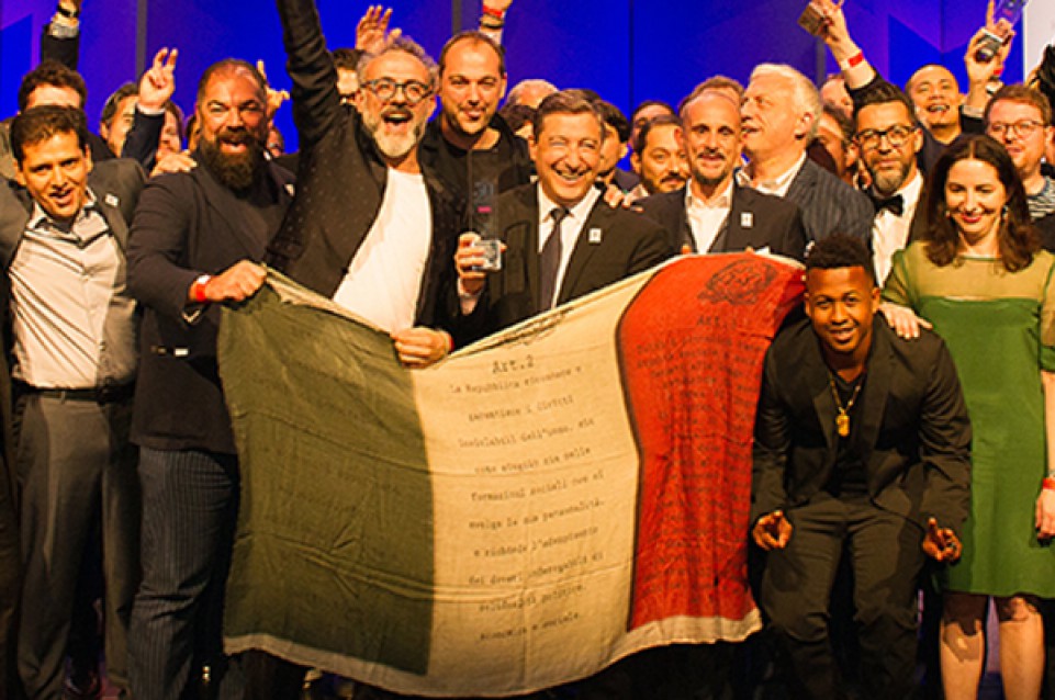 World’s 50 Best Restaurants 2016: il primo posto all'Osteria Francescana di Massimo Bottura World’s 50 Best Restaurants 2016: il primo posto all'Osteria Francescana di Massimo Bottura