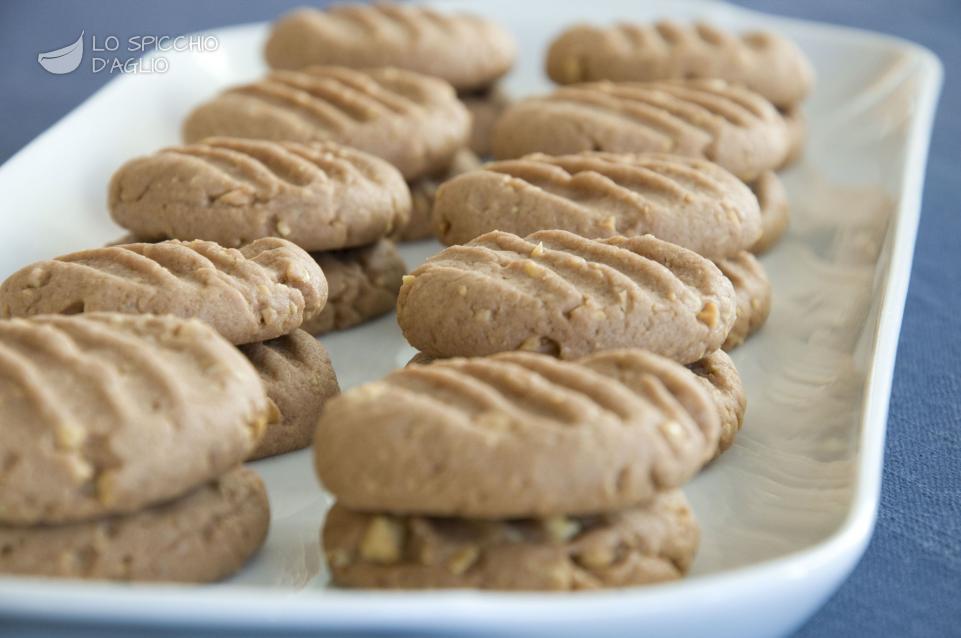 Biscotti alle arachidi