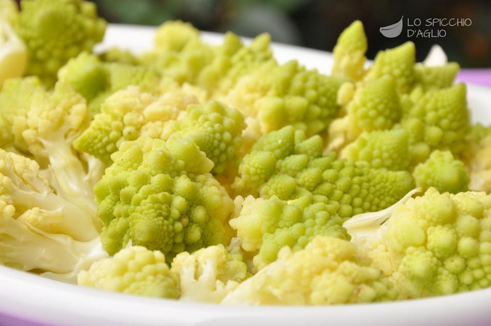 Broccoli romaneschi bolliti Broccoli romaneschi bolliti