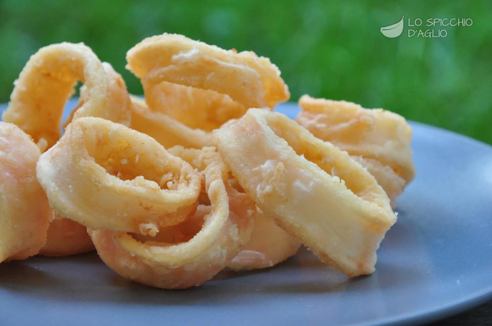 Ricetta Calamaretti Fritti Le Ricette Dello Spicchio D Aglio