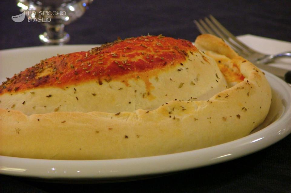 Calzone Margherita Calzone Margherita