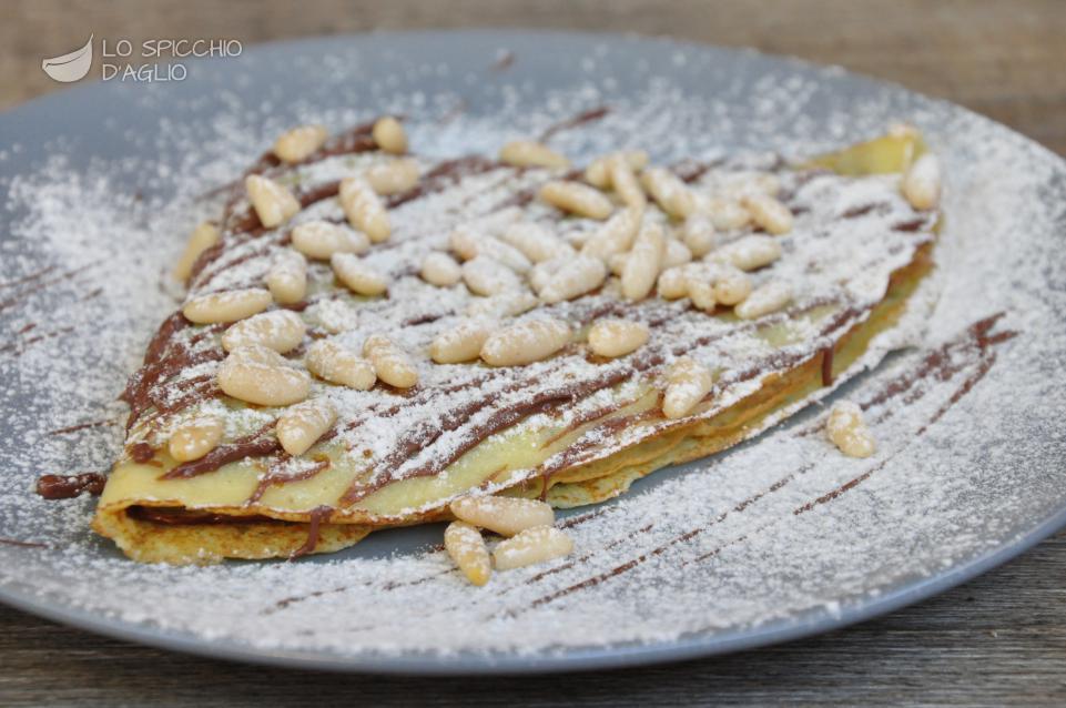 Crepes Nutella e pinoli Crepes Nutella e pinoli