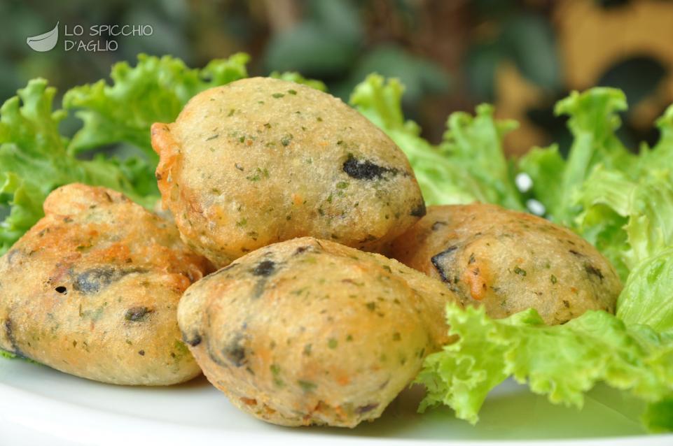 Frittelle alici e olive nere Frittelle alici e olive nere
