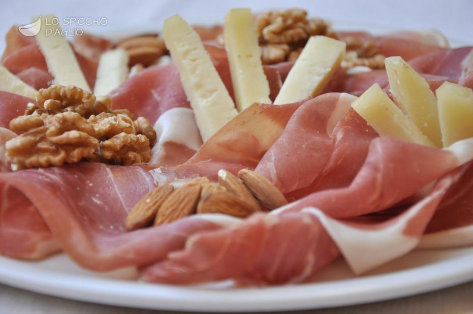 Antipasti Di Natale Toscani.Ricetta Gran Piatto Toscano Le Ricette Dello Spicchio D Aglio