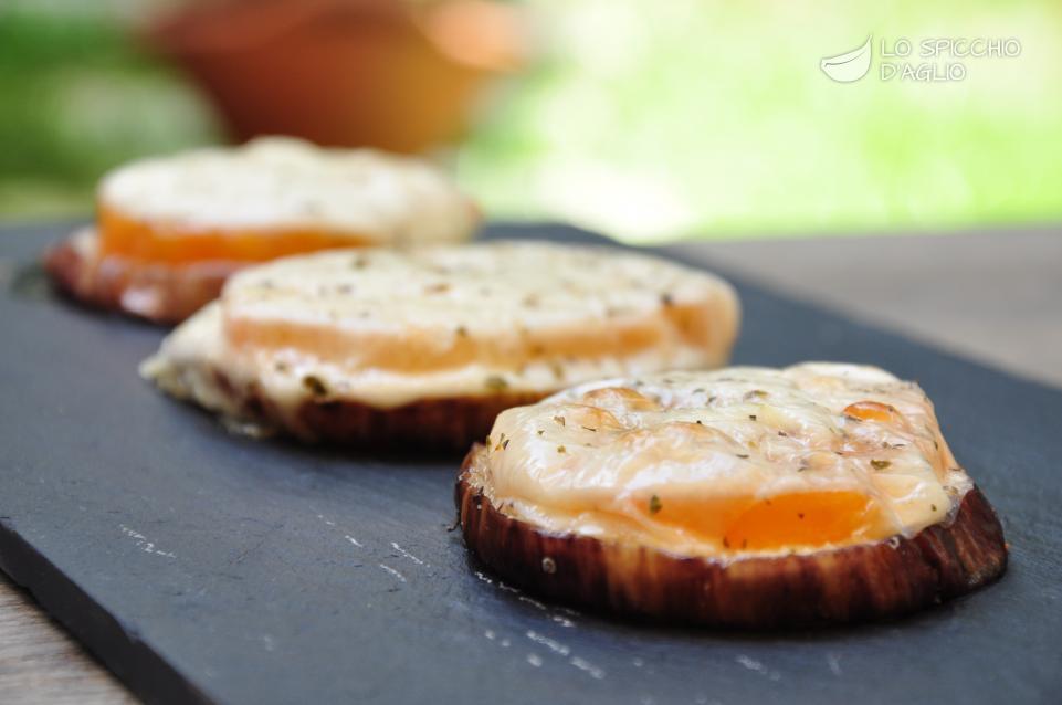 Melanzane pomodoro e formaggio