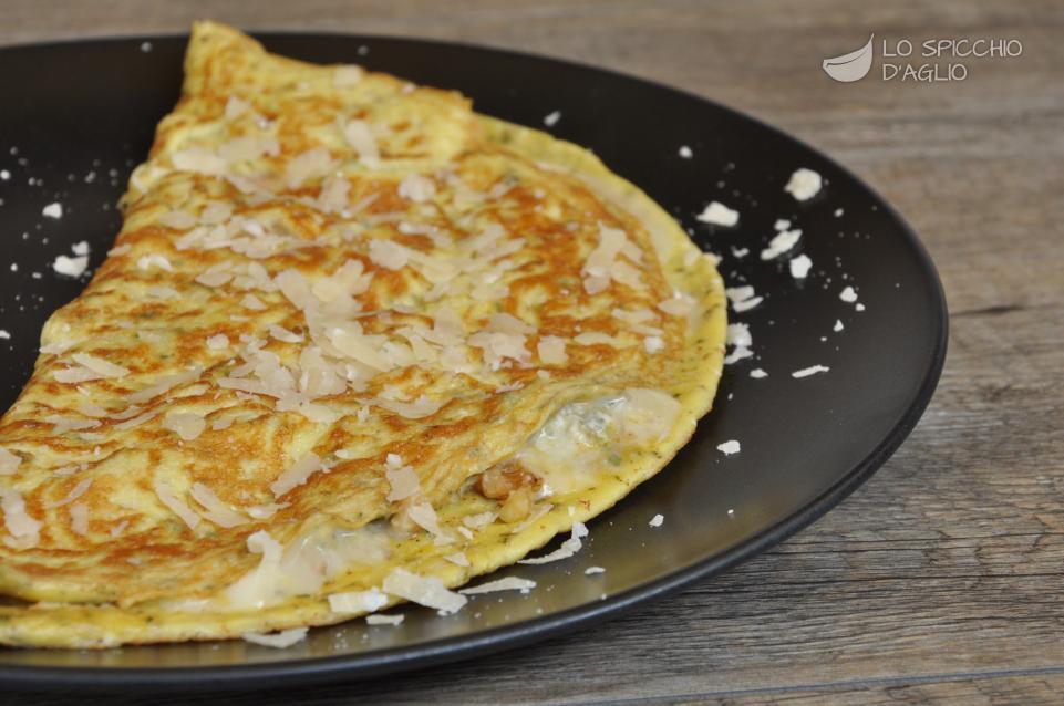 Omelette gorgonzola e noci