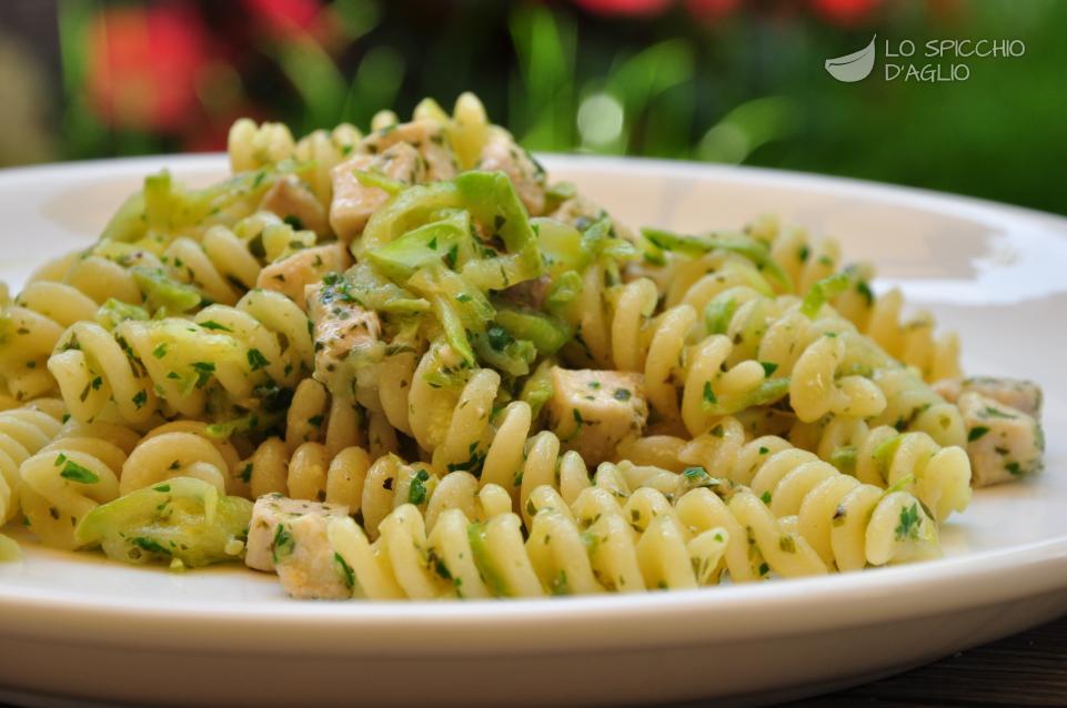 Pasta con pesce spada e zucchine