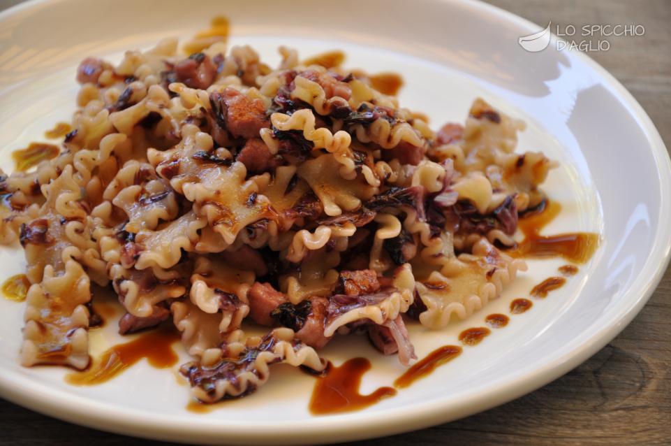 Pasta pancetta, radicchio e aceto balsamico Pasta pancetta, radicchio e aceto balsamico