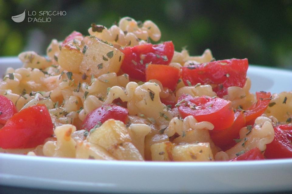 Pasta patate e pomodorini