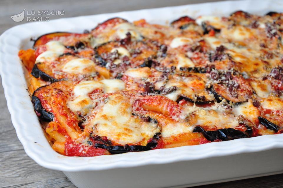 Pasta con melanzane al forno