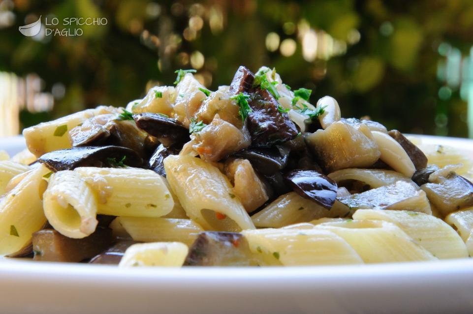 Pasta melanzane e olive