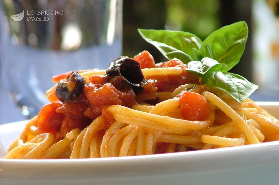 Pasta al pomodoro fresco