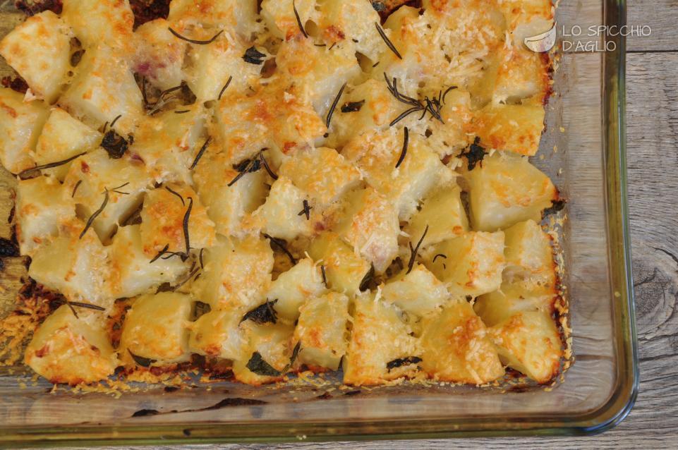 Patate cipolla e pecorino Patate cipolla e pecorino