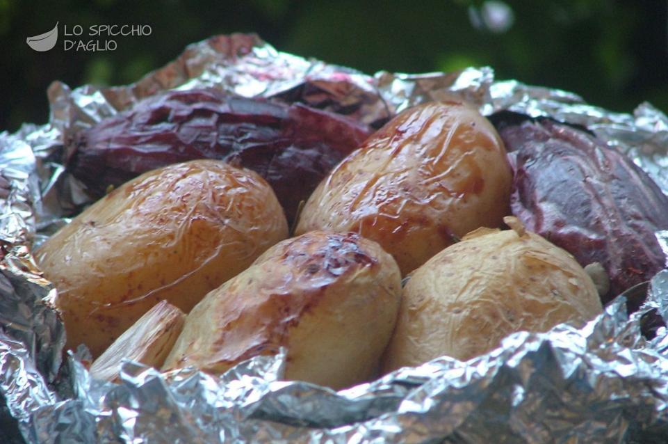 Patate e cipolle nella cenere