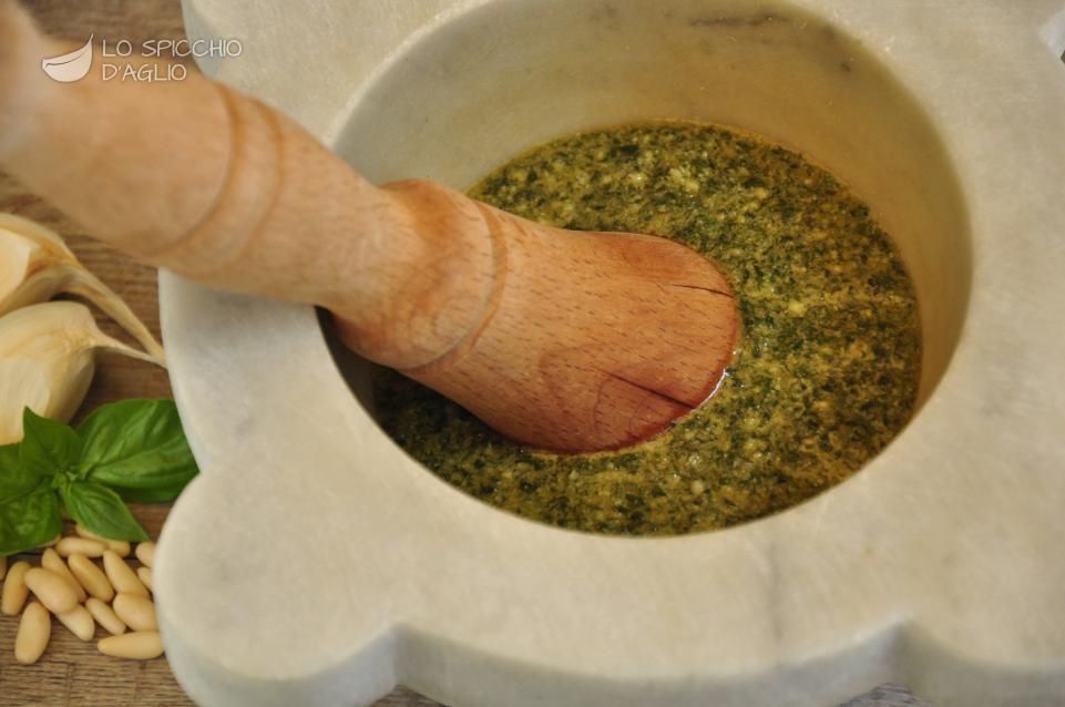Pesto genovese Pesto genovese