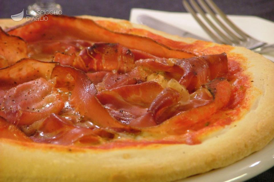 Pizza allo speck