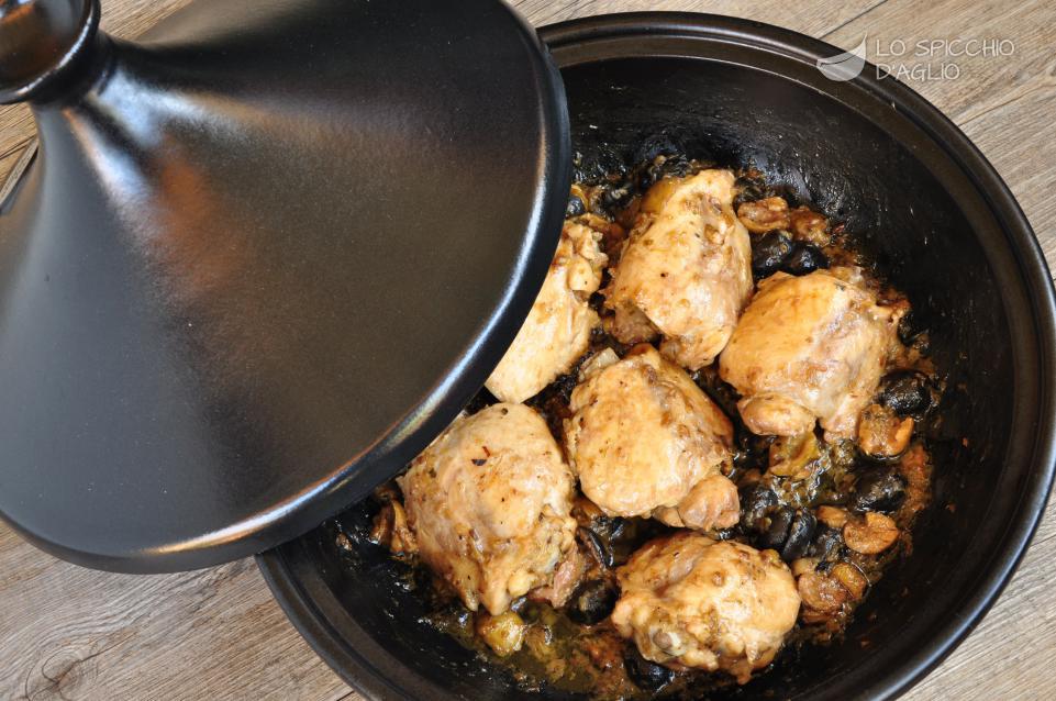 Pollo alle olive Pollo alle olive