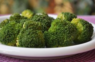 Broccoli a vapore